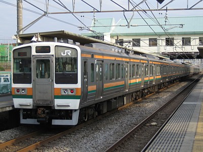 211系